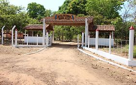 Hotel Fazenda Arara Azul