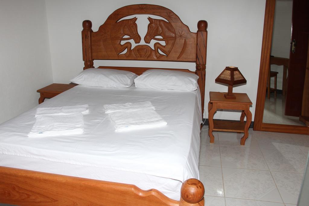 Hotel Fazenda Arara Azul Carolina (Maranhao) Quarto foto